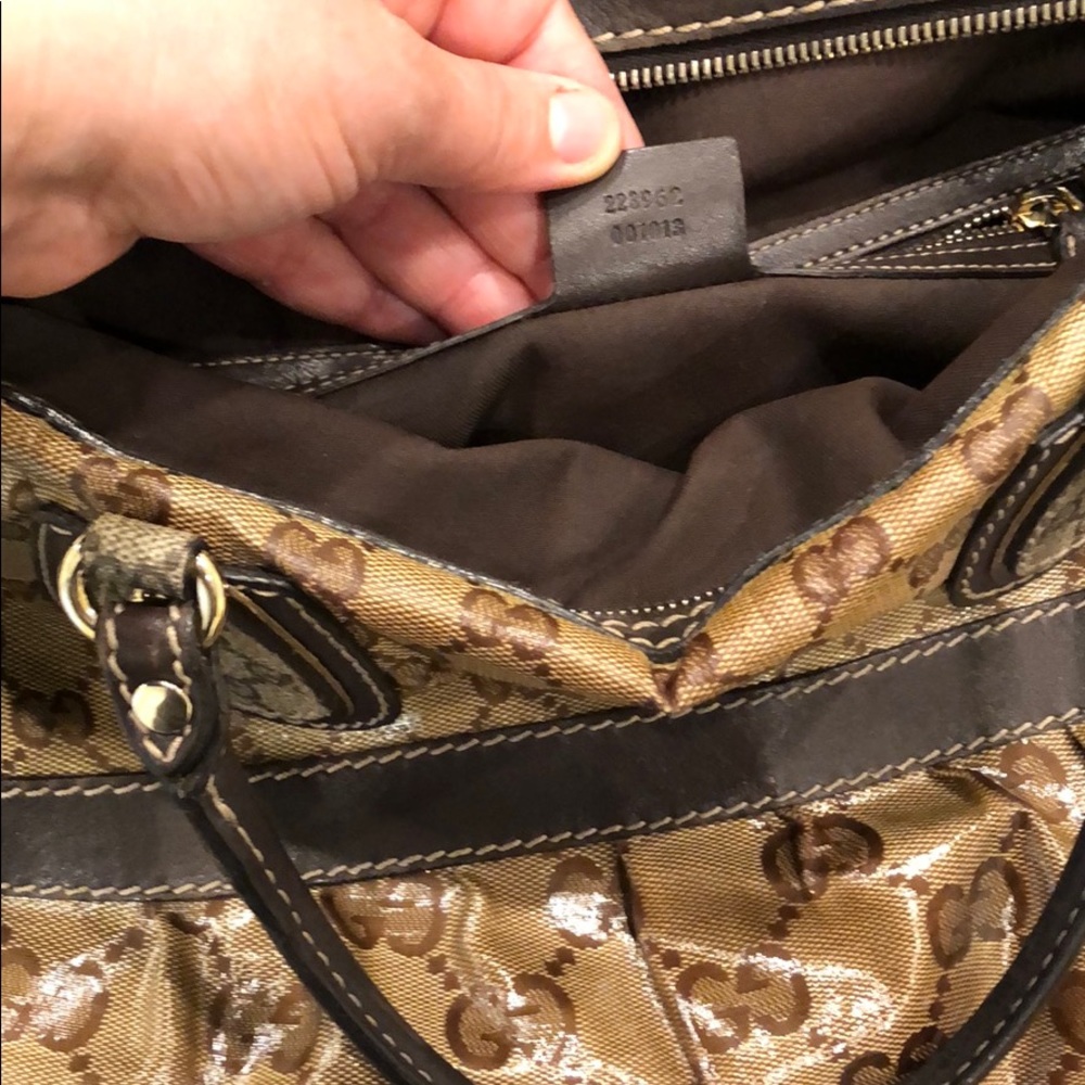 Gucci Handbag - Picture 6 of 7